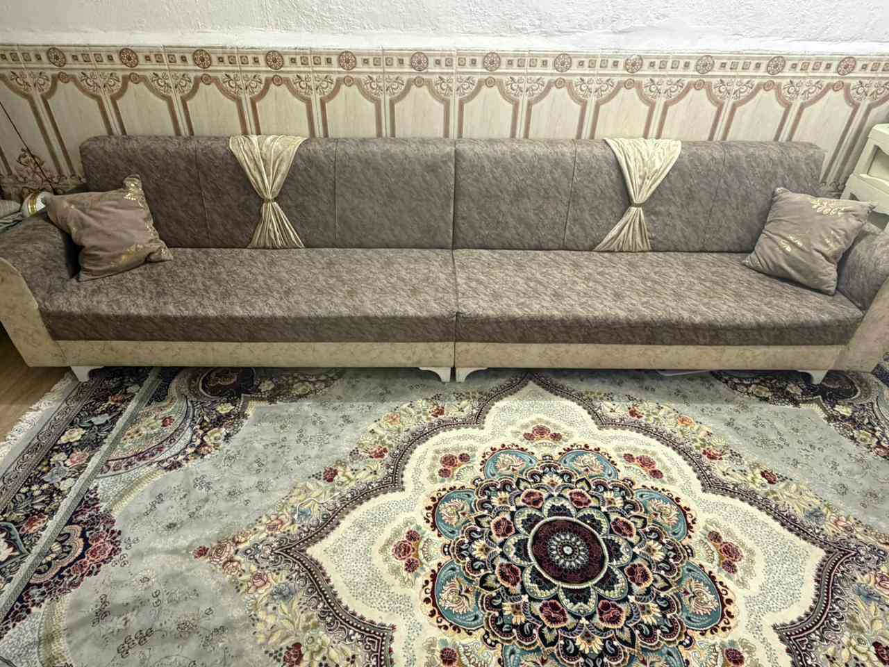 ديوان ١٥ نفر للبيع بسعر مناسب نضيف كلش الشراي يجي خاص


**إذا كنت صاحب هذا الإعلان وتريد حذفه لأي سبب، رجاءا أرسل رسالة إلى الدعم الفني**