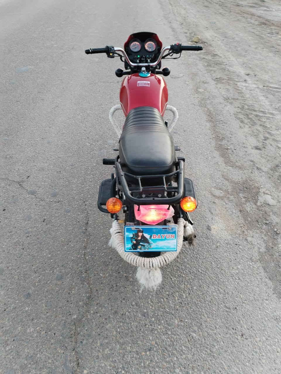 السلام عليكم دراجه دايون البيع موديل 21طالعه بل23٠مكينه 200مكفوله كفاله عامه وراق صولي ماشيه 7الف ققط حقيقي مكانك ناصريه شراي يتصل وبي خير ودلل ***********
