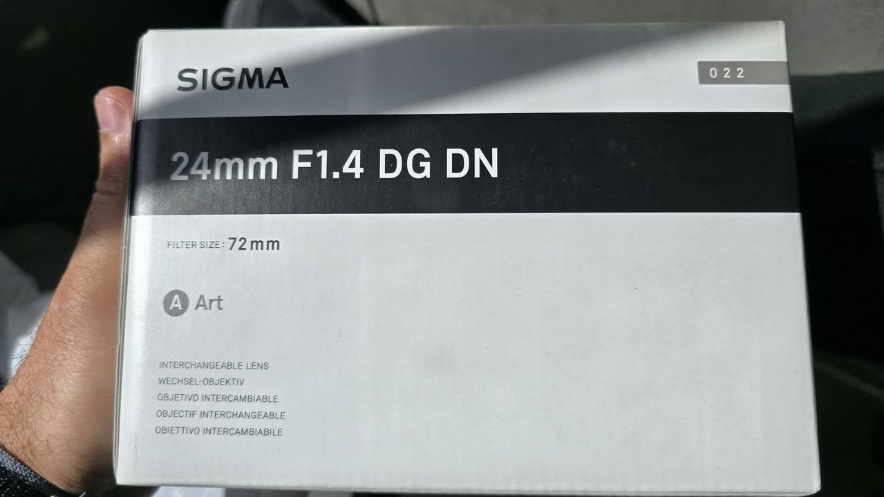 مرحبا .. عدسة سيكما 24mm فتحة  1.4 جديدة للبيع ...
***********
