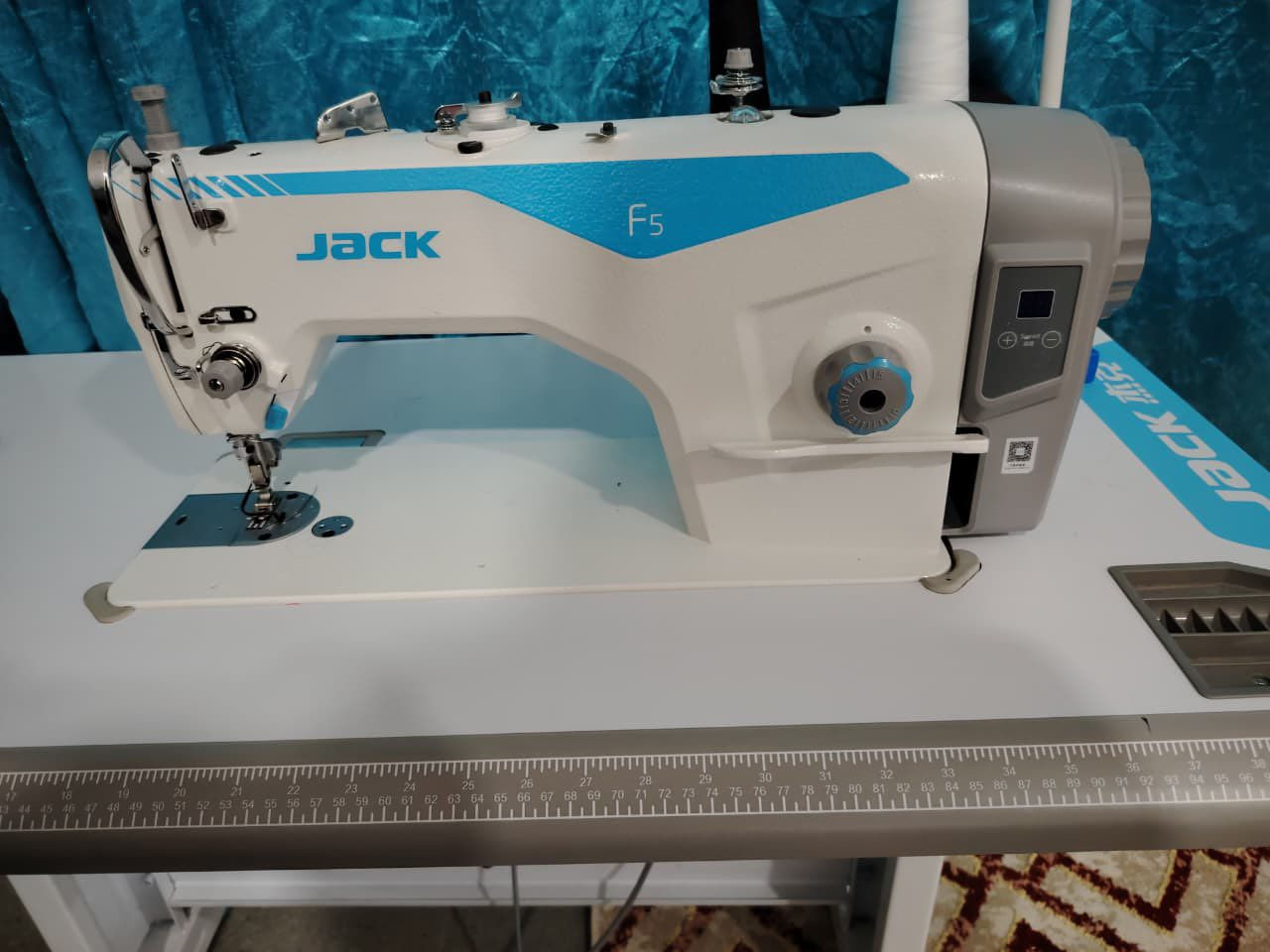 مكينه خياطه جديدة مستعمله مره واحده فقط 
السعر ٣٠٠ ألف


**إذا كنت صاحب هذا الإعلان وتريد حذفه لأي سبب، رجاءا أرسل رسالة إلى الدعم الفني**