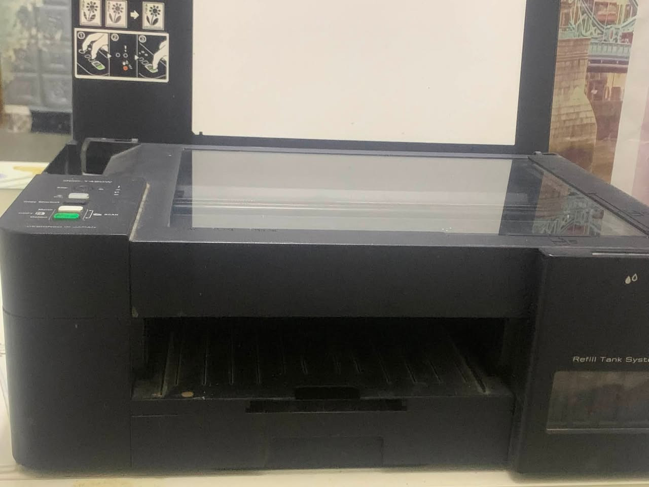 سلام عليكم
طابعه برذر t420w
شغاله نضيفه فقط ناقصه احبار
عادي ملون وايفاي صور كلشي طابعه مواصفات عاليه 
مكاني بصره 
***********
سعر100 وبيها مجال بسيط
