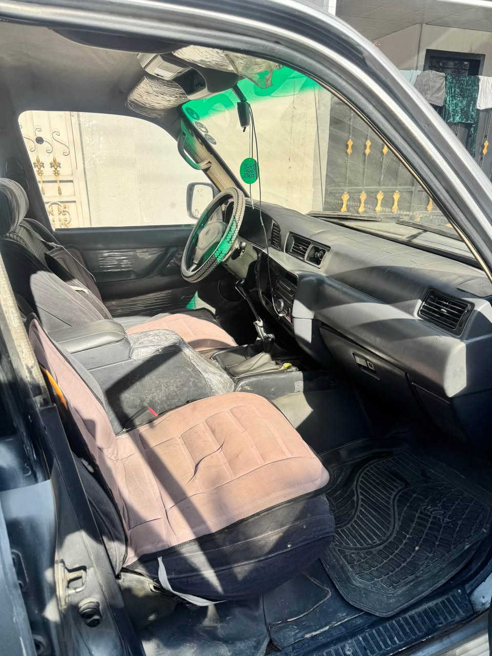 له يله علوى موديل ١٩٩٧ مه كينه٤٥٠٠ مونيكايه كير و مه كينه به شه رته بوياخ عامه بؤ جوانى بي ليدان ره قم ئه سليه به ناو خؤ مانه ره قم ژينگه ى تازه يه هه تا ٢٠٣٠ ده بل ئه كسل به شه رته هه موو شتي به شه رته سه ياره كه هيج مسروفى تيدا نيه سعرى ٨٠ مجالى تيدايه *********** 
*********** أربيل, العراق
