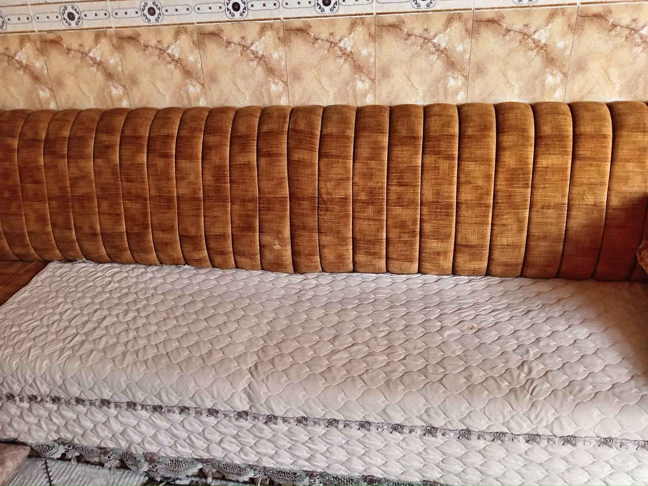 ديوان عراقي ٨ أمتار مستعمل قليل خشب بلوك ٣٥٠ بي مجال


**إذا كنت صاحب هذا الإعلان وتريد حذفه لأي سبب، رجاءا أرسل رسالة إلى الدعم الفني**