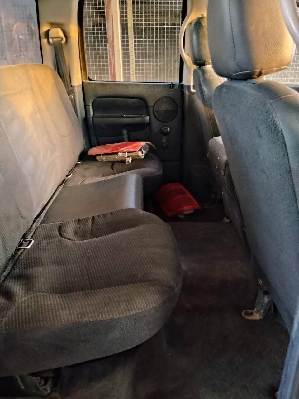 السلام عليكم رام 2006 مكينه كاز 6 سلندر كمنز 102 سياره گير عادي بلادي دبل تاير خلفي سياره جاهزه كهربائيات فقط السعر 43 مكاني ناصريه مركز *********** وبي واتساب
