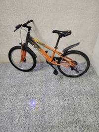 دراجه للبيع  السعر 60الف  واضح بالصوره نظيف كلش  07816370052  واستاب