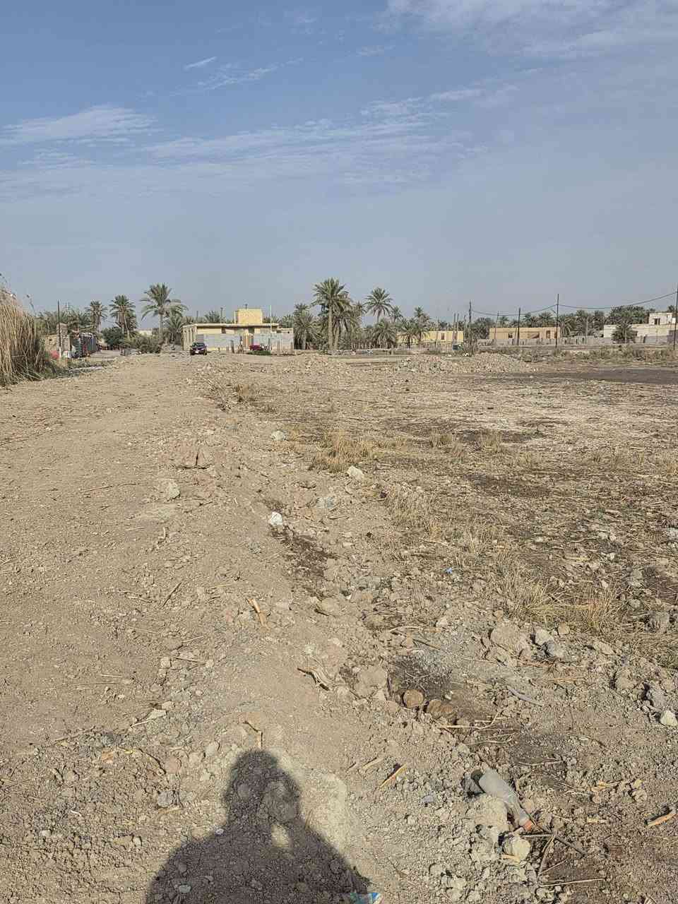 قطعه زراعيه للبيع المساحه 400 متر العنوان ناحية الفضليه خلف طاقة الكهرباء القديمه  تريد 200 متر هم ابيعك سعر 200 متر 6 ملاين كافة الخدمات ماي كهرباء مجاري مولد للستفسار ***********
