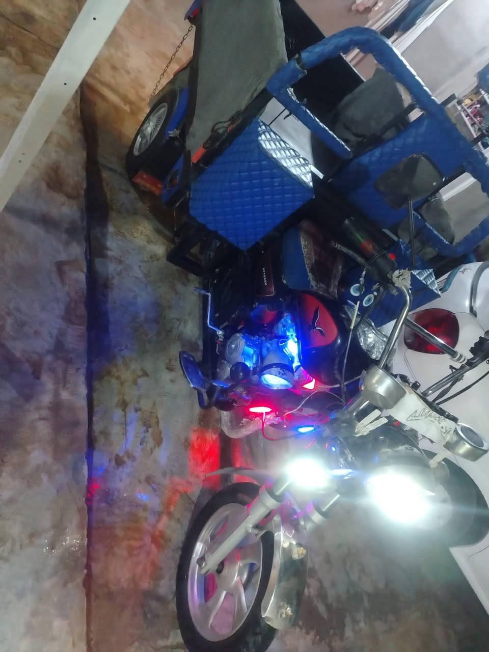 ستوته لبيع ٢٠١٩ محرك ٢٥ ستوته اي نقص مابيها كامل مكملة تايرات جديد كهربائية كامله مابيها نقص منفيس وبليته الشراي يتصل ***********
