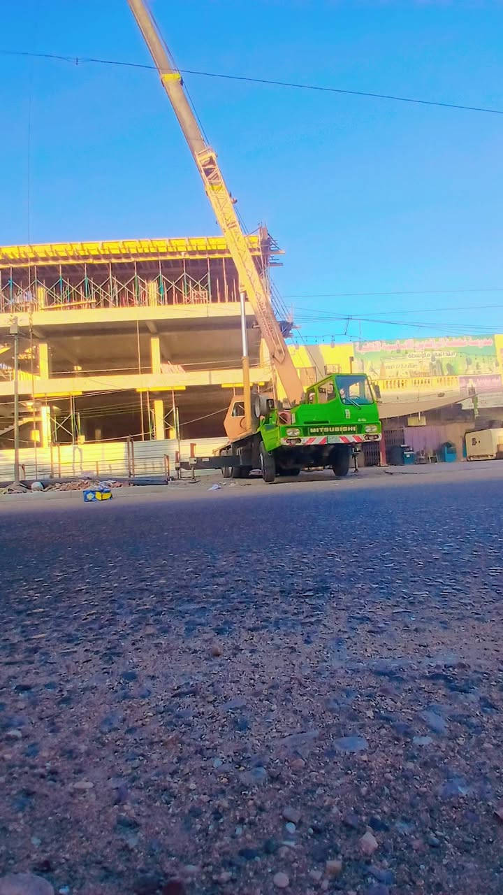كرين ٢٥ طن اللبيع سعر ٧ ونص ***********
