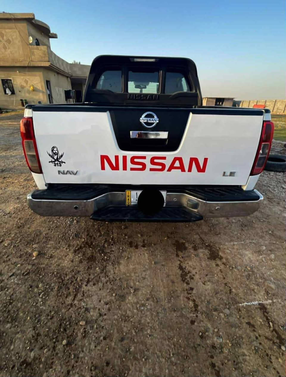 سلام عليكم بيكم نيفاره موديل ٢٠١٢ السياره كفاله ماعده الي مذكور بالسونار محرك ٢٧٠٠ دكشن عالي رقم بغداد سنويه ل ٢٠٣٠ رقم إنكليزي جديد سياره جديده بمعنى الكلمه السعر ب ١١٥ وبيه مجال بسيط المكان بغداد 
***********
