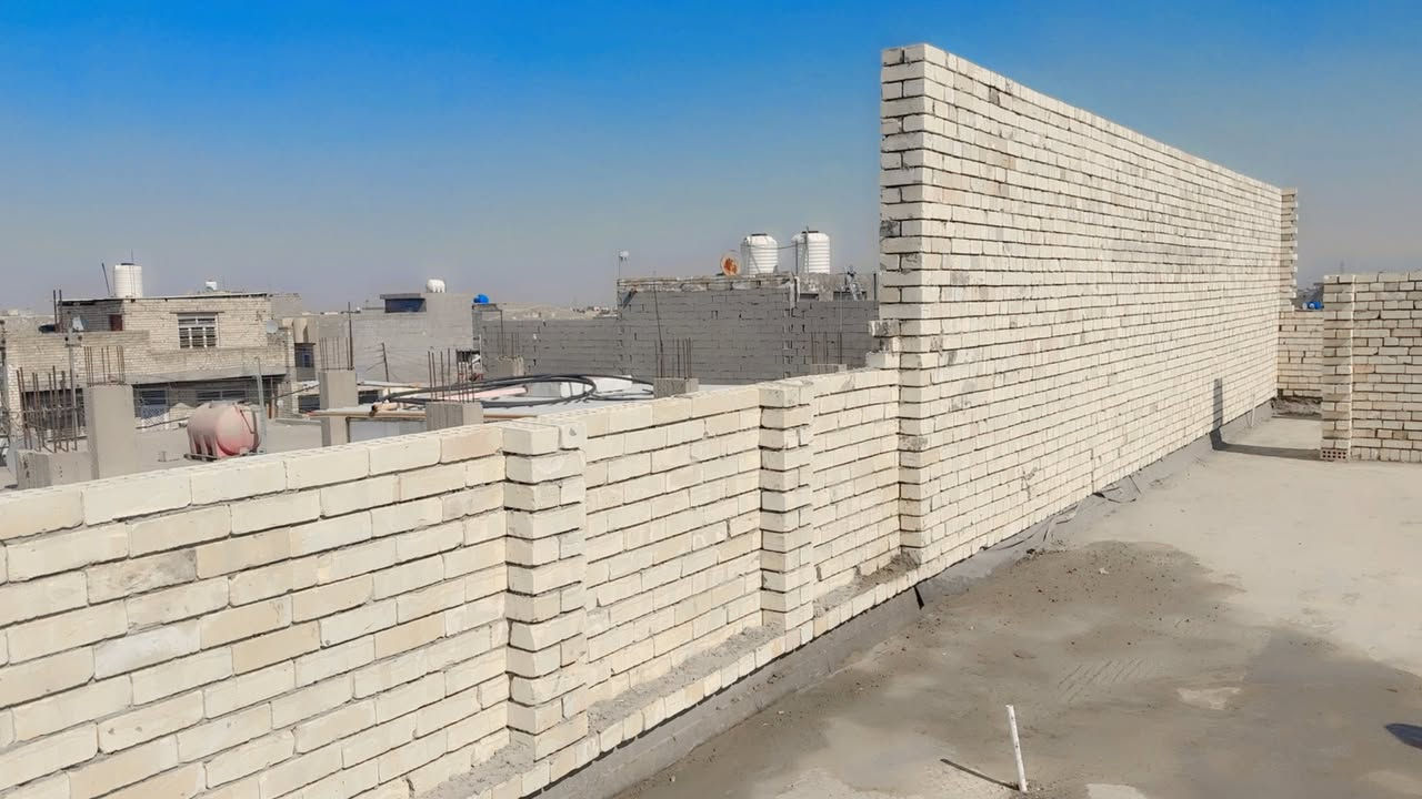 خلفه بناء متفرغ علا دبل بليوميه وقطعي ***********
