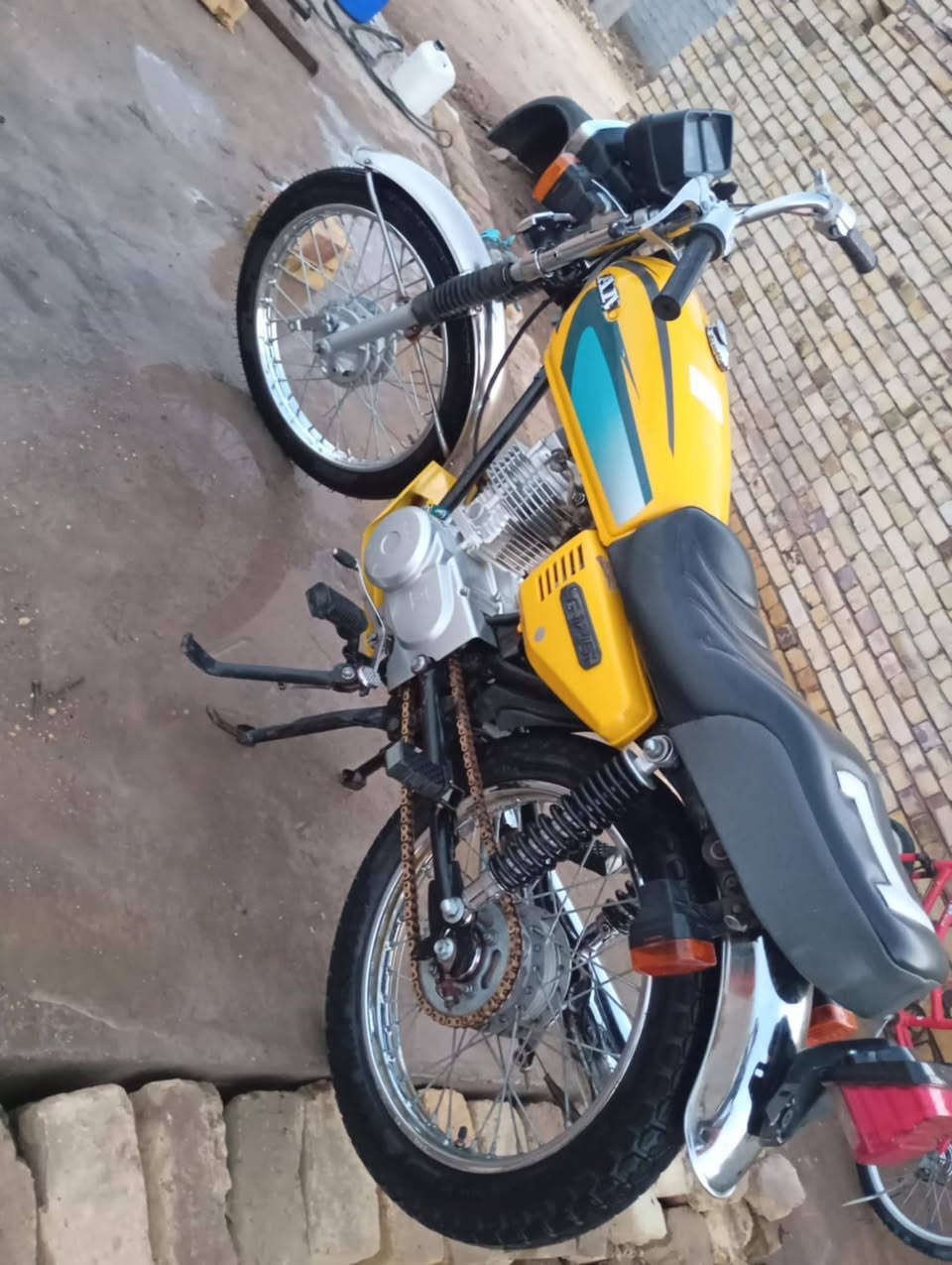 للبيع  شلامجه 2025 المكان المجر الكبير 0784 558 0393
