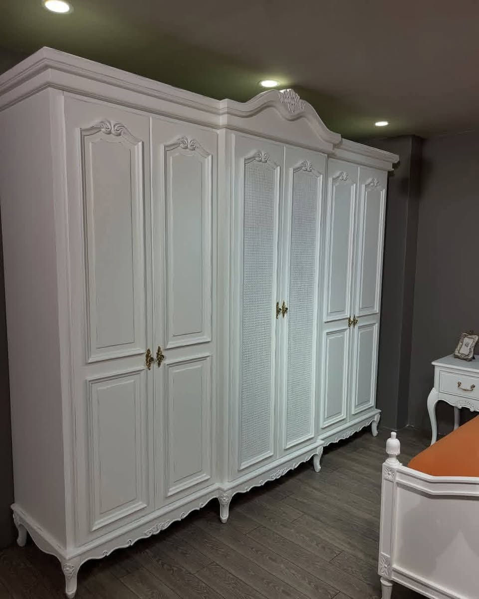 شغل نجاره فكتوريه صاج صبغ سيارات حراري 
3ملاين و300 الف
مقدمه مليون والباقي عند استلام الغرفه 
النجف حي السلام 
للحجز والاستفسار على الخاص
او على والواتساب *********** 📞
