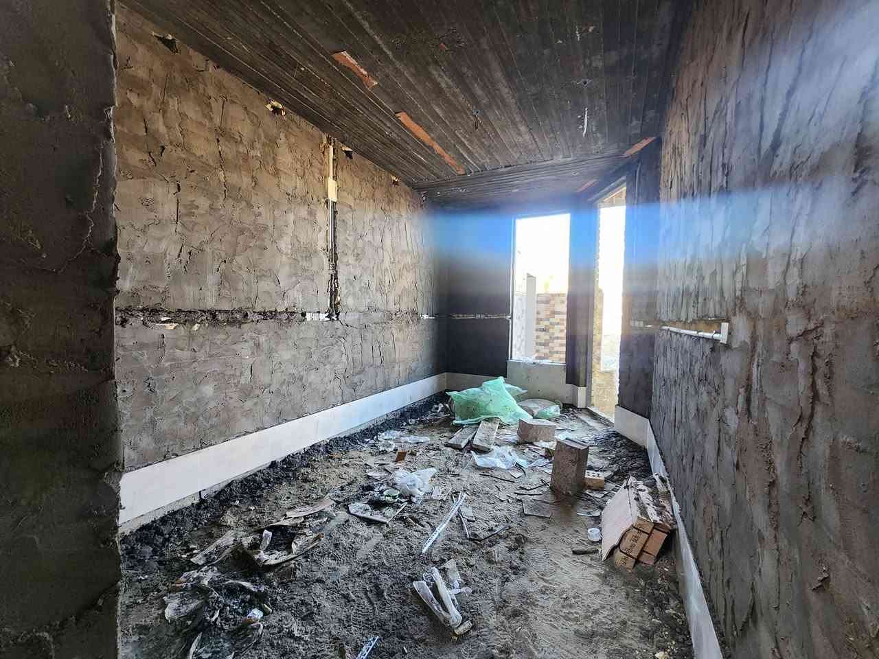 مشتمل للبيع #طابقين 👇 2026 👇
بناء طابوق - بورسلين -  تستلمه كامل 💯

✅ مساحة 104 م
✅ شارع 8 تبليط
✅ طابو زراعي 
✅ الصوفية - شارع 40 قرب القصر الأبيض 

3 غرف نوم واستقبال ومطبخ وصالة وصحيـات داخلية وخارجية وصحيات بالطابق ثاني 

للأستفسار أكثر 
*********** متوفر واتس 
مكتب التميز للعقار في قادسية الثانية قرب الحوراء
