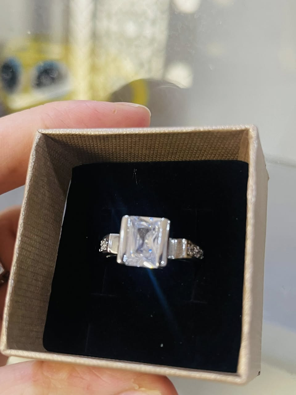 خواتم فضه مختوم اخر قطع تصفيه الخاتم ب10


**إذا كنت صاحب هذا الإعلان وتريد حذفه لأي سبب، رجاءا أرسل رسالة إلى الدعم الفني**