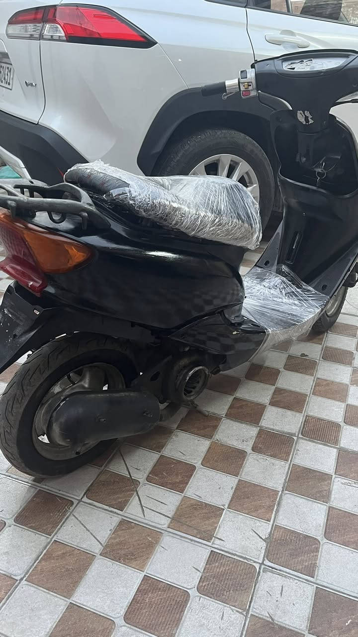 سلام عليكم دراجه 60 للبيع
دراجه نضيفه 
نكره سلف 
نكره هندر 
شلعه معدل 
السعر 235 
الرقم :***********
مكان الدوره شارع 60
