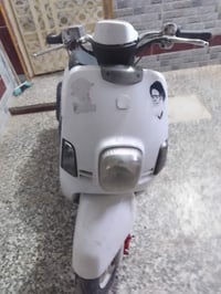 دراجه بوليس للبيع سعره  ٤٠٠ الف  ٠٧٧٧٥٩٨٧٠٩٥