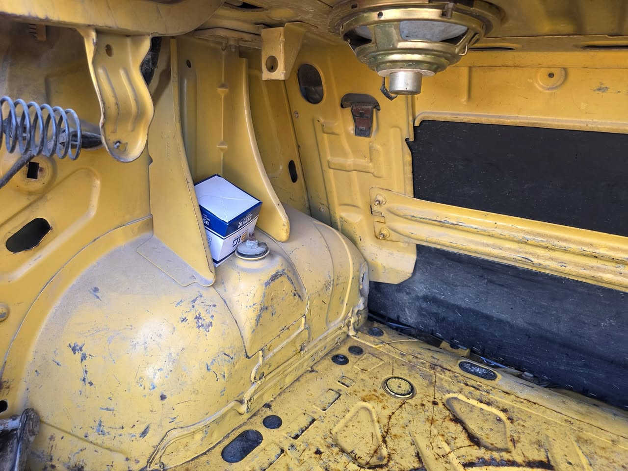 السلام عليكم رينو لوكان موديل 2009 رقم بغداد انكليزي باسمي سنوية جديدة لل 31 كير مكينة مكفولات حداية جديدة صدر امامي خلفي ودوشمة كله جديد مشط استرين ودركة كاملة جديد كهربائيات كلهة شغال مصفرة هيئة وغرامات مكفولة من لضربة لسعر 36 وبيهة مجال العنوان بابل الأسكندرية ***********
