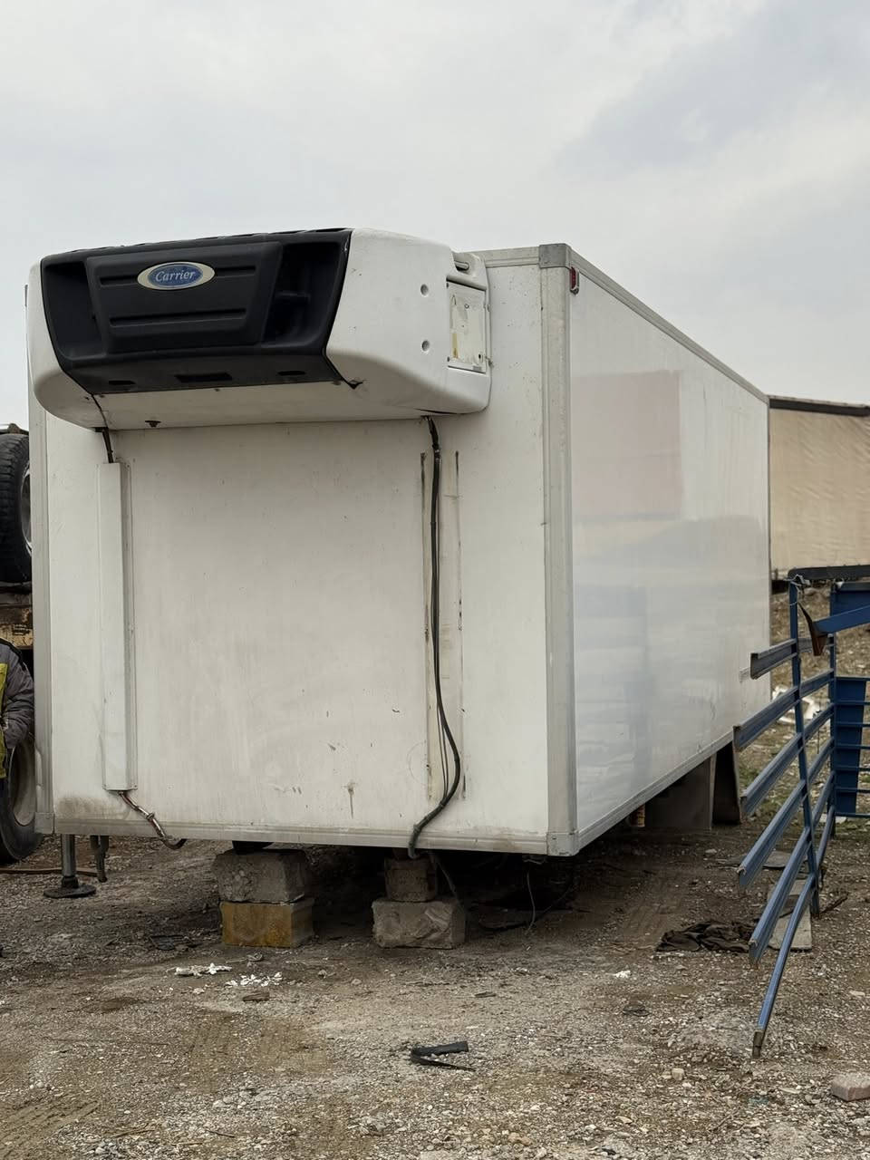 ***********_***********📞براد للبیع مال اتیکو طول 6.70-ارتفاع 2.70-داخل 2.50 نظيف مال 2012
