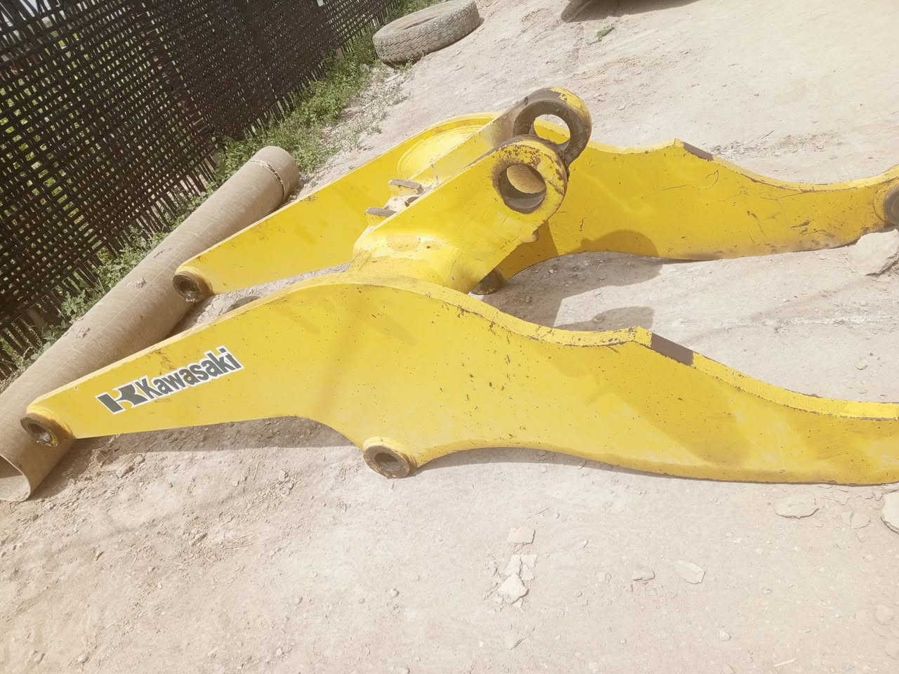 سلام عليكم لبيع جب مال شفل 80زت اي نضيف مكفول كفاله عامه من بوش من فطر ***********
