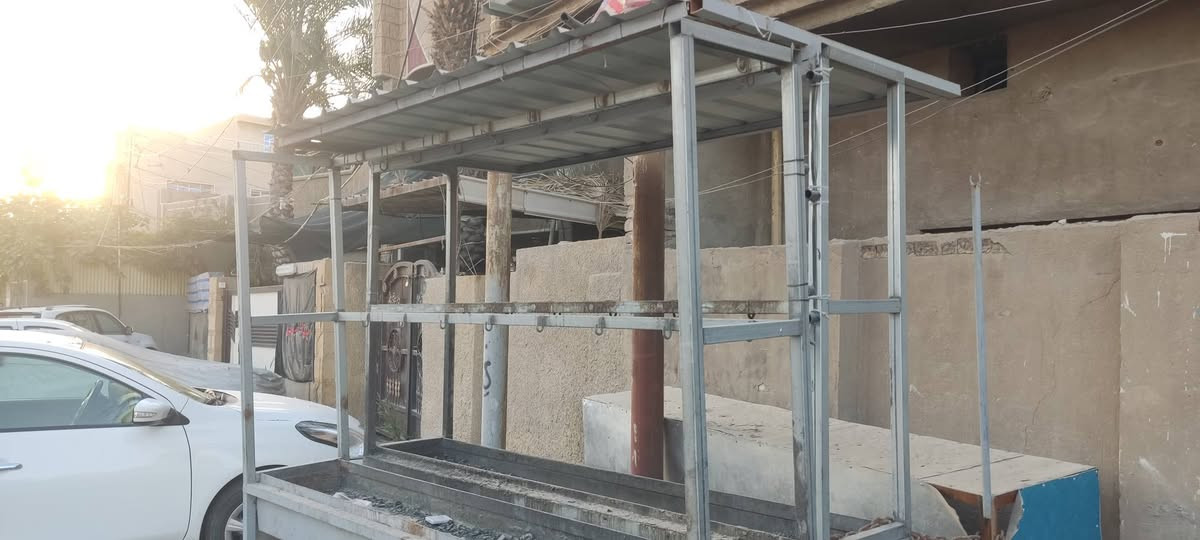 سلام عليكم
شوايات دجاج للبيع العدد ٢ 
بغدادـ الشعب ـ شارع الصحة
رقم الهاتف/***********
