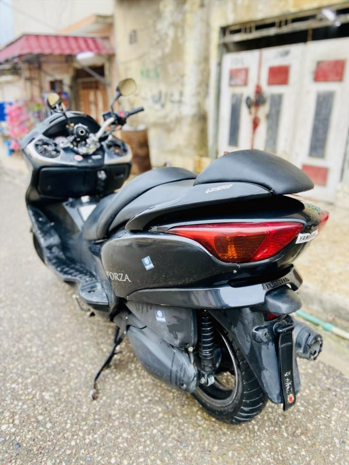 سلام عليكم
فورزا 08 بومه عميه

كهربائيات كلها شغاله دبلات نظيفه تايرات نظيفه

بي ام بي ثر يعوزه سماعات

نظافه الدراجه شوفت عينك بالصور

نقصها جويترها فجئه يخربط

الدراجه ابيعها طافيه

سعرها 400 الف قفل

اقر المنشور كامل

‭0773 942 6476‬
