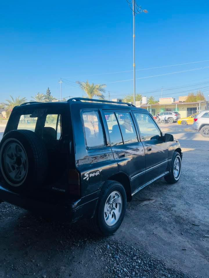 السلام عليكم 
سياره سوزوكي للبيع موديل 1995 سياره بلادي 
محرك وكير خير من الله 
كير عادي فور ويل 
الكهربائيات كلها شغاله 
سياره حلوه ماعايزها شي 
السعر 33$ وبيها مجال للطيبين 
رقم صلاح الدين الماني شرط التحويل 
📍العنوان صلاح الدين _تكريت _قضاء العلم 
***********📞
