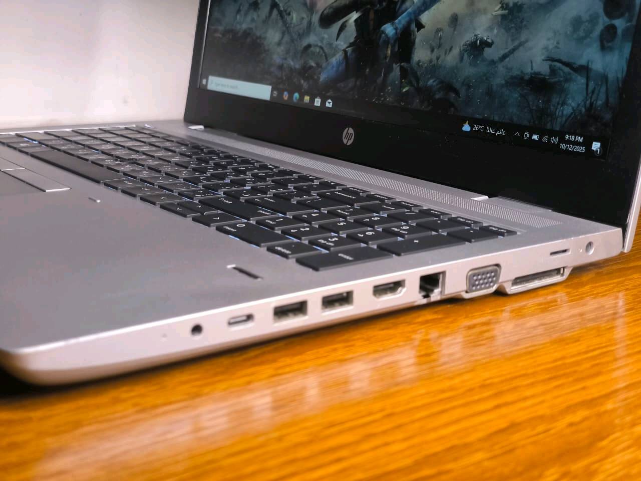 💻 HP ProBook 650 – جاهز للشغل والدراسة 💼🔥

⚙️ المواصفات:
• معالج Core i5 – الجيل الثامن (U) ⚡
• شاشة كبيرة 15.6 بوصة 👀
• رام 8GB DDR4 قابل للتطوير 🔧
• هارد 256GB SSD M.2 قابل للتطوير 🚀
• لون أنيق سلفر ✨

💰 السعر  260000 دينار فقط
🚚 يشمل التوصيل + الملحقات + الكارتون

📦 التغليف:
تغليف بابلز + ينحط داخل حقيبة + داخل كرتون لضمان وصوله بأمان 🔒📮

🎁 الملحقات:
ماوس 🖱️
ماوس باد 🎯
شاحن 🔌

📌 متوفر عدد: قطعتين فقط ⚠️
متوفر توصيل لكل العراق 🚚