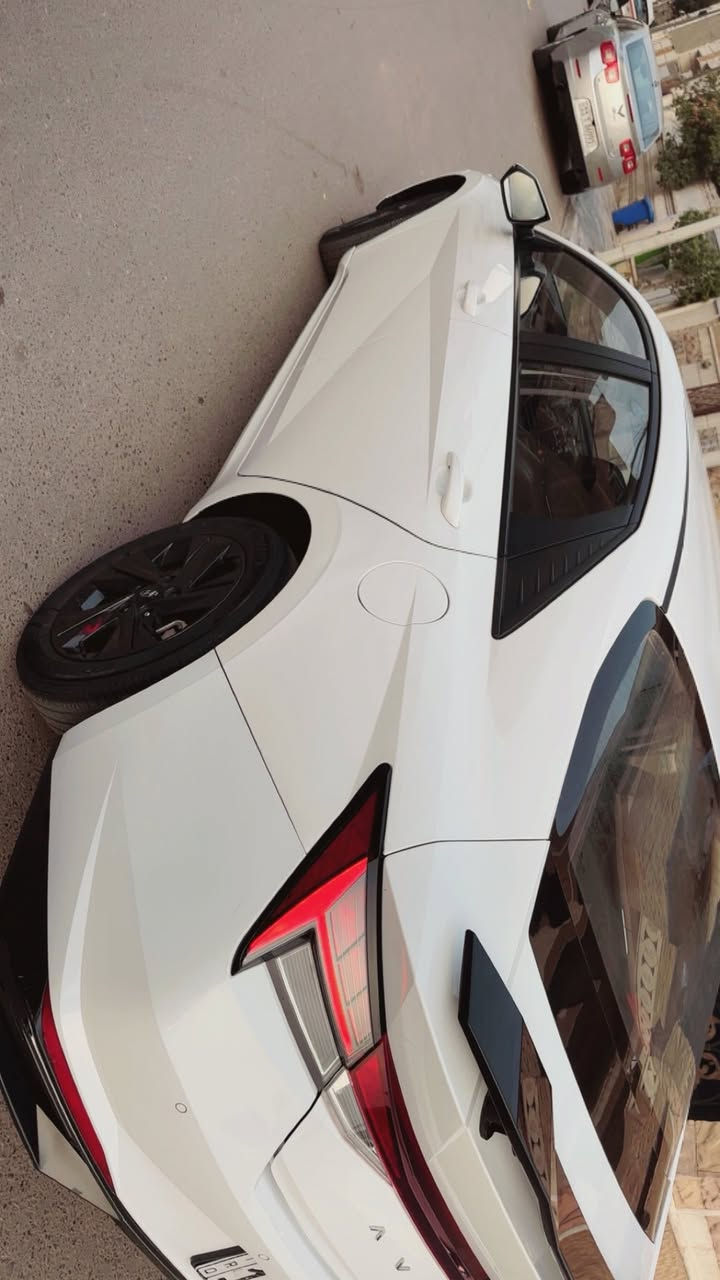 السلام عليكم
سيارة وارد كوري افنتي موديل ٢٠٢٣ لبيع 

محرك ١٦٠٠ 

٨ نوزل 

مواصفات 

لايت زنون كشنات جلد تدفئة تبريد 

تدفىة سترين 

رادار 

تحكم ستيرين 

تحديد مسار 

السيارة ٣٤ الف ماشية 

تفاصيل اكثر الاتصال على الرقم التالي 

***********

السعر 14.800$ بيها مجال 

باقي التفاصيل والصور تواصل على الواتساب
