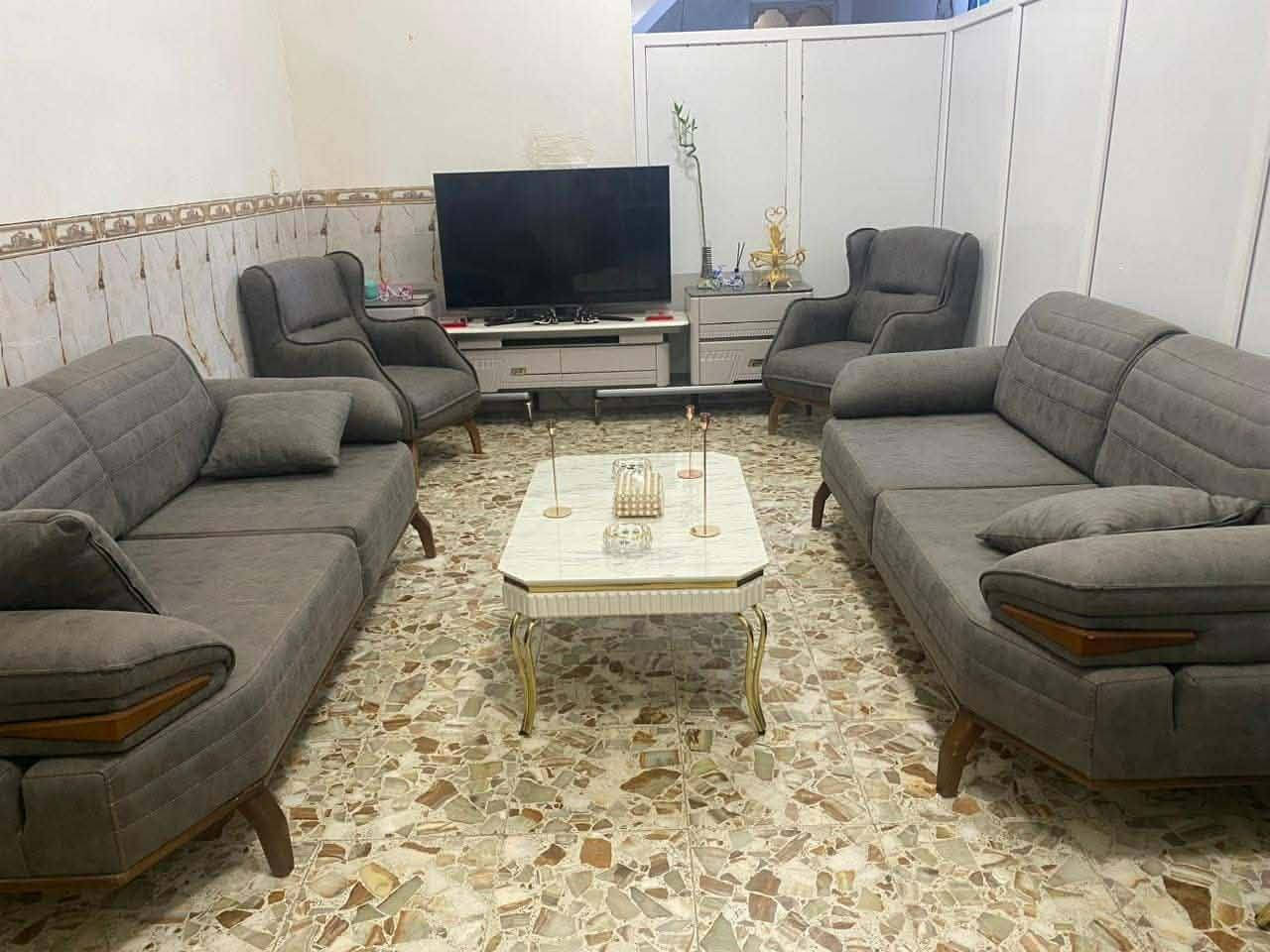 غرفة نوم للبيع 10قطع سعر مليون ونص وتخم ب500مكان حلة شارع 80طريق النجف 🎀 ملاحظة اني  مندوبة شعندك غرفة نوم للبيع او غراض منزلية دزلي خاص ابيعهن الة بعمولة بسيطة بعد البيع اخذ


**إذا كنت صاحب هذا الإعلان وتريد حذفه لأي سبب، رجاءا أرسل رسالة إلى الدعم الفني**