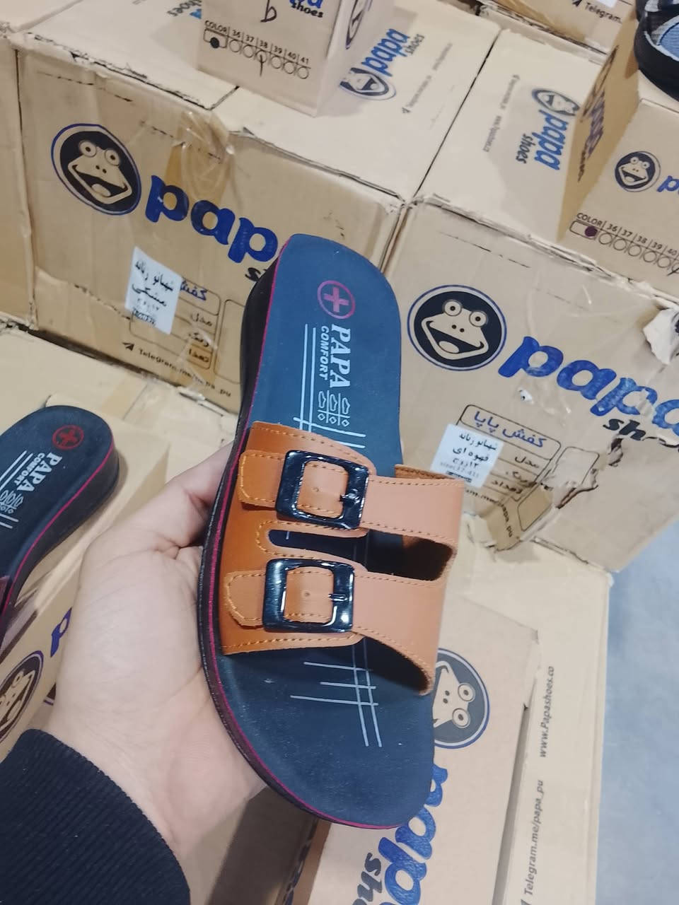 شحاطات نسائية قياسات من 37ل41
الكارتون درزن موديلات مخيط توحيد اسعار🔥🔥🔥
زوج 3ونص الكارتون درزن 42الف متوفر خدمة توصيل بصرة وكافة محافظات العراق راسلني خاص ادزلك كل موديلات حصررررأ الجملة احجز ***********
