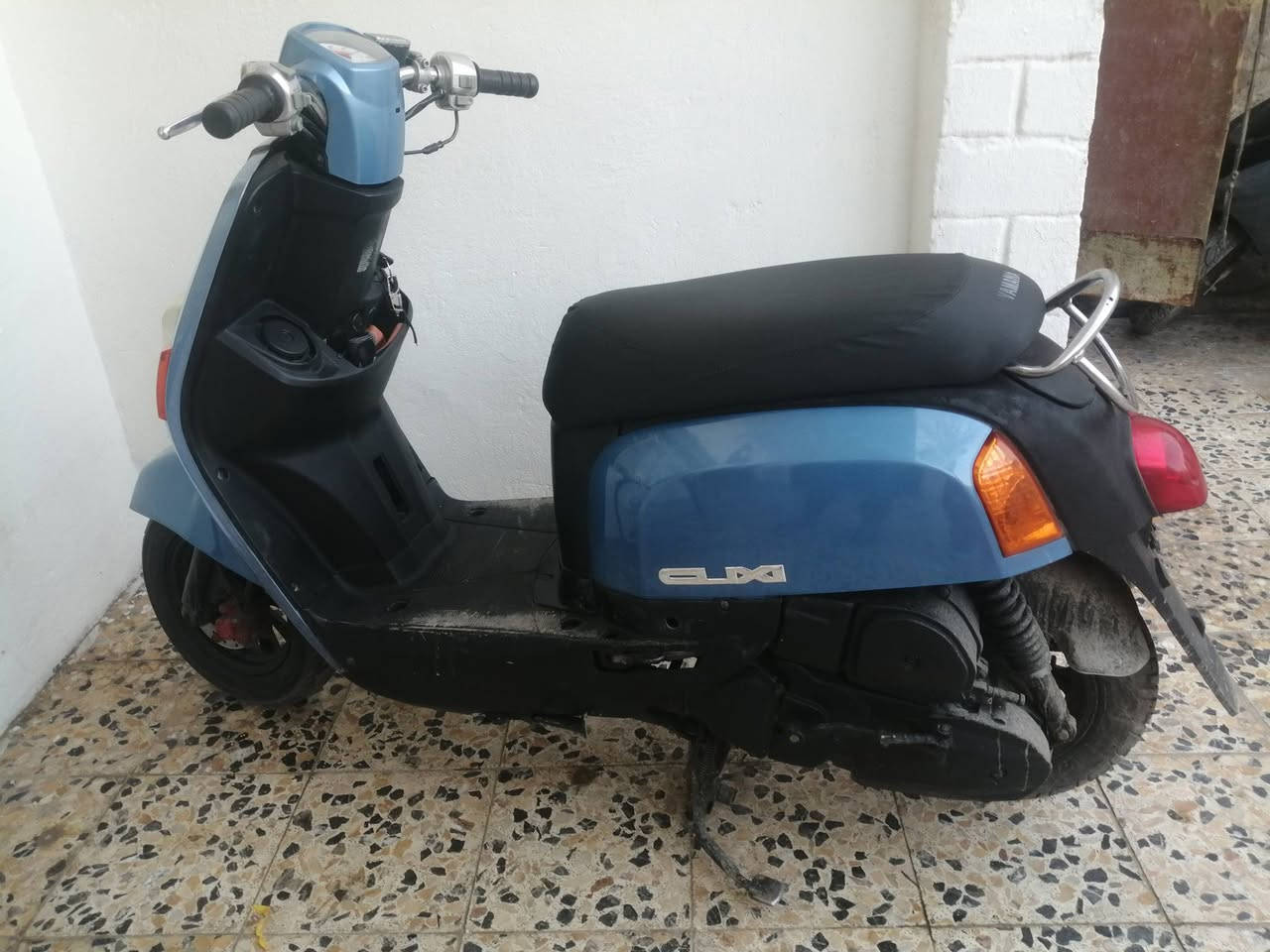 بوليسي سعره650وبيهامجال***********
