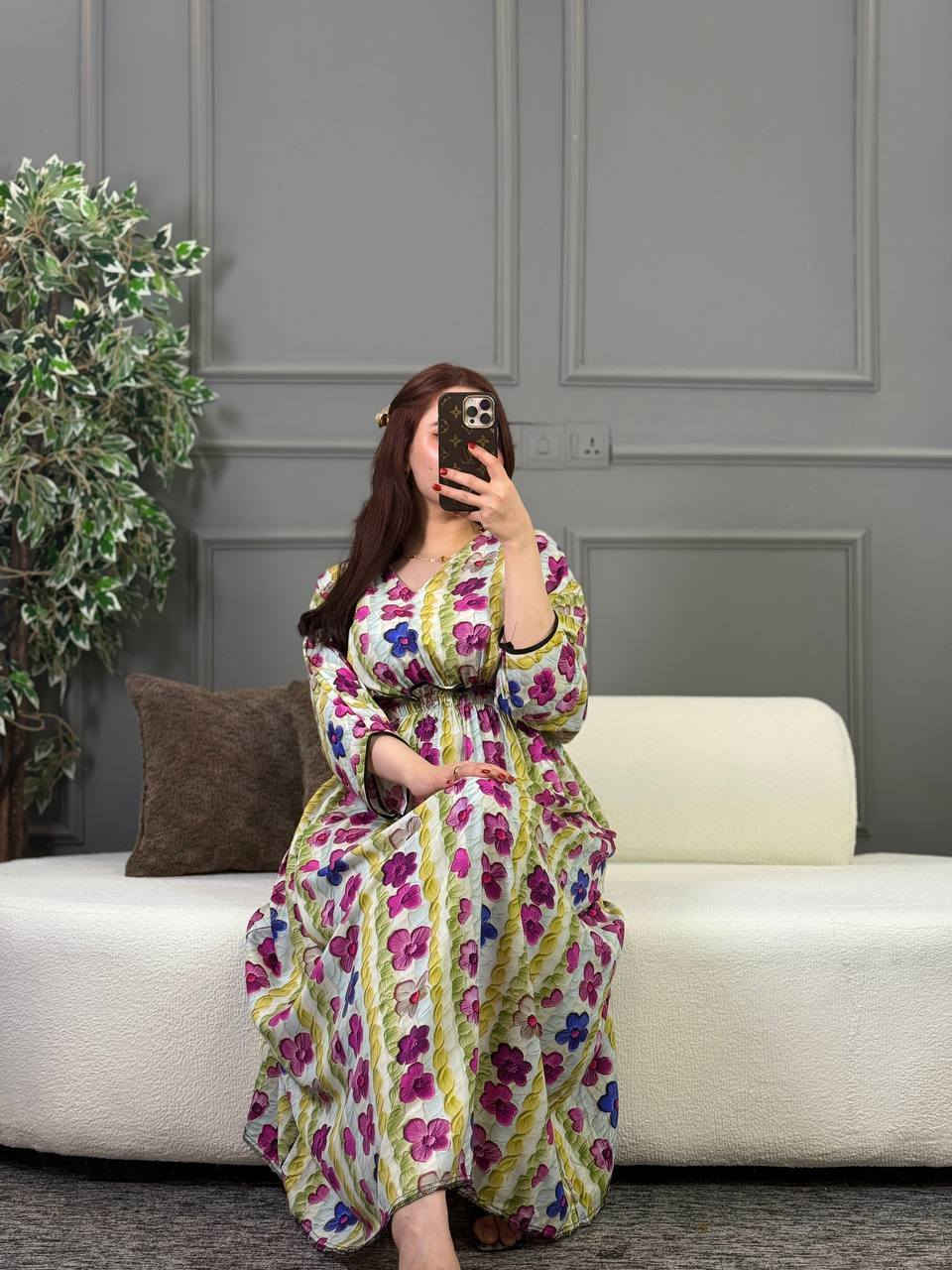 فستان نسائي كلوشة

خامة كريشة شرط الفحص

فري سايز  لحد ٨٥ كيلو

توصيل جميع المحافظات آفاق, القادسية


**إذا كنت صاحب هذا الإعلان وتريد حذفه لأي سبب، رجاءا أرسل رسالة إلى الدعم الفني**