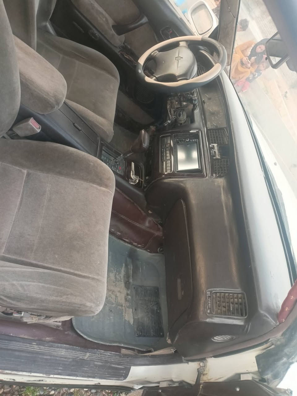 اسلام عليكم بطه منفصل مكصوص للبيع رقم ألماني سنويه ل28 شرط اتحويل  السعر 35 الشراي يتصل رقم ***********
