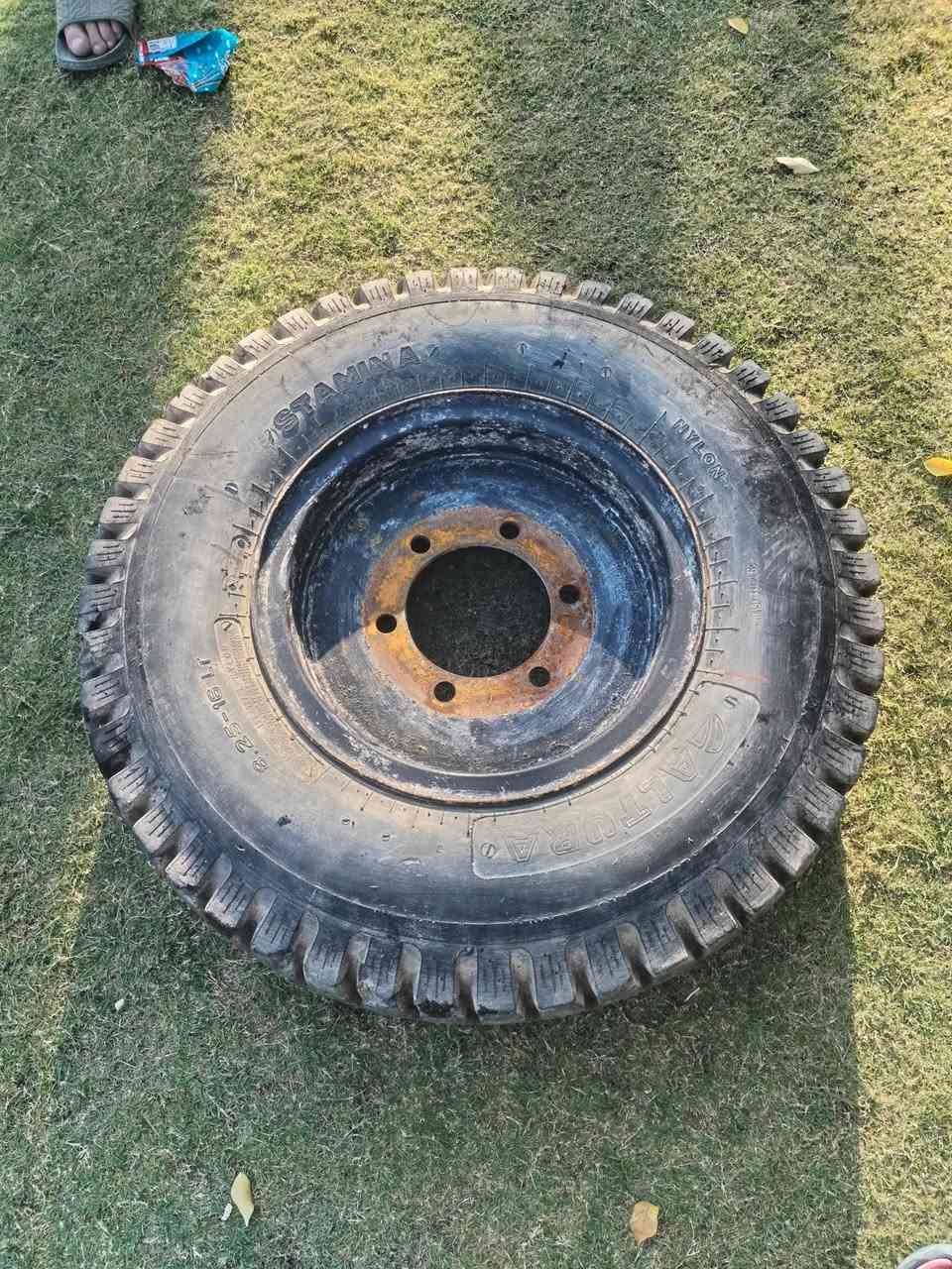 سلام عليكم تايرات زوج عربانه جديد هوه ويله  
***********
