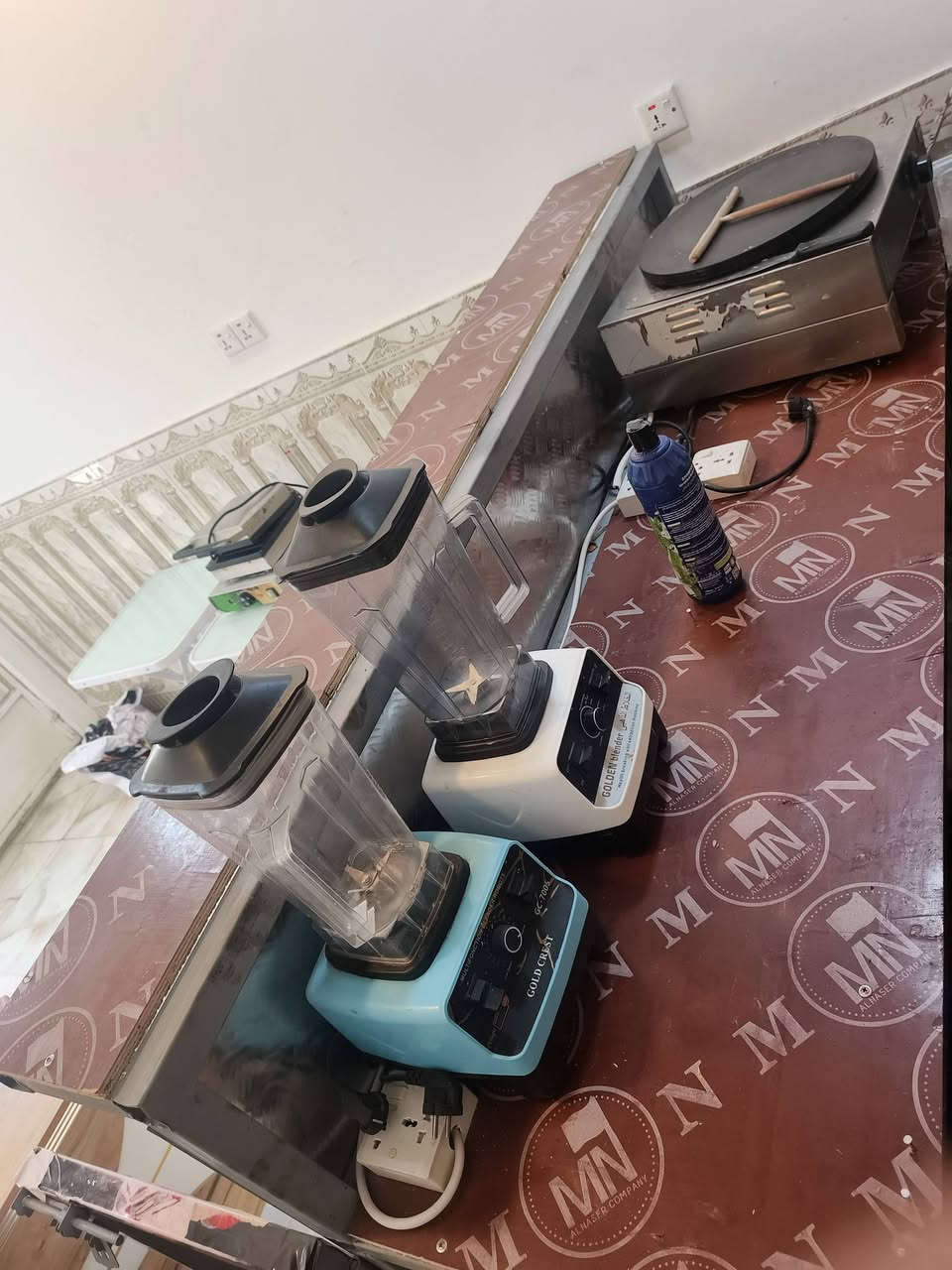 جمعة مباركة غراض نضيفة استعمال قليل للبيع
ميز حديد قوي ثكيل قياسه 2متر ارتفاعه متر ونص ونزاله ٥٥
عارضة براد جديده مستخدمه اسبوعين 
ميز طعام عدد 3+ كرسي
جهاز كريب نضيف جدا"
مكاني بغداد الشعب للستفسار متواجد خاص


**إذا كنت صاحب هذا الإعلان وتريد حذفه لأي سبب، رجاءا أرسل رسالة إلى الدعم الفني**