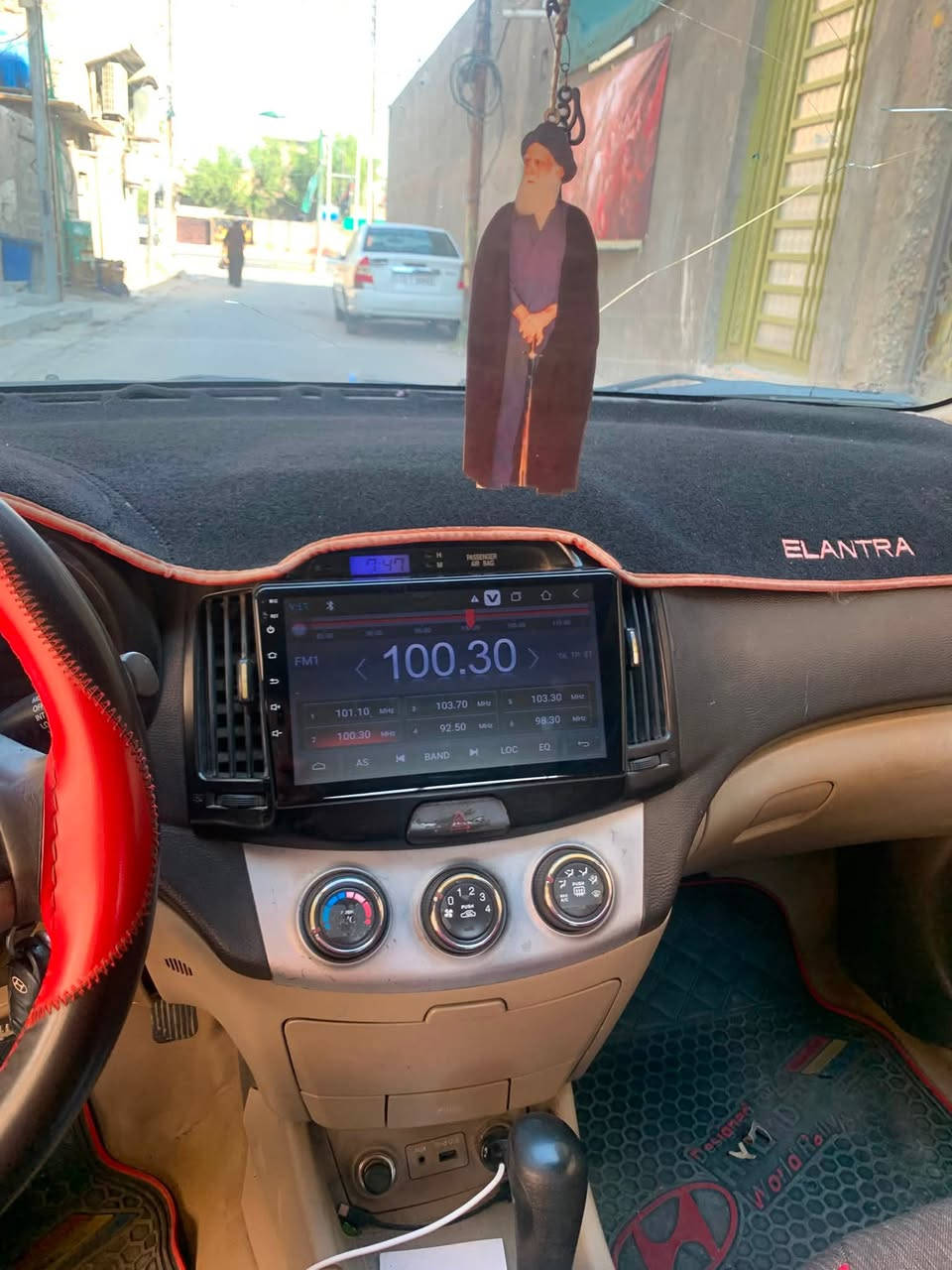 سـ👋ـلٱم✋عـليگـ👋ـم 
النترا مديل ٢٠٠٩مال بيت امريكه فتحه بل قماره
كيجات اليزري شاشه كامره دواره رقم مميزبسمي دوشمه كابوي اوجلدمنظومه تبريد 
صبغه سارسبع تشهرصبغتها
والتفاصيل الي يدور نظيف يتصل وحجيله ***********مكان السياره بغدادمدينه الصدر
