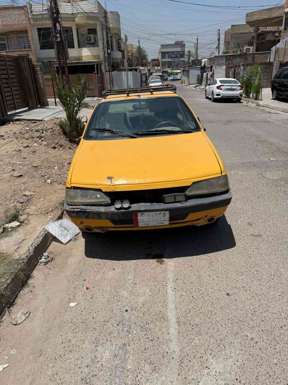 السلام عليكم بيجو اكد 2016 بغداد الماني تحويل مباشر مصفره هيئه وغرامات سياره بيها كازكيت مكفوله من الضربه والصبغ فقط طخه خفيفه بقبق الصندوك موضحه بالصور متروكه ينرادلها ترتيبات بسيطه بغداد الزعفرانيه *********** م ***********

