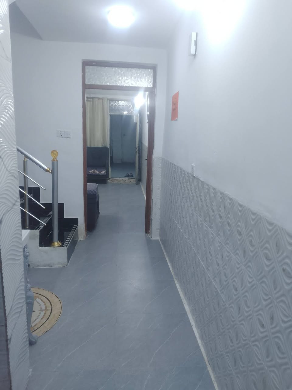 بيت للبيع طابو ملك صرف منطقة الانتصار مقابيل مستشفى حماد شهاب
التفاصيل ....

- يحتوي على ثلاث غرف نوم واستقبال ومطبخ وخدمات 

- مساحته 75 متر 

- بيت كلش نضيف 

- مجاري كهرباء ماء 

- موقع مميز وجميل

- السعر 71 وقابل لتفاوض 

- لاستفسار اتصل بنا 

***********
