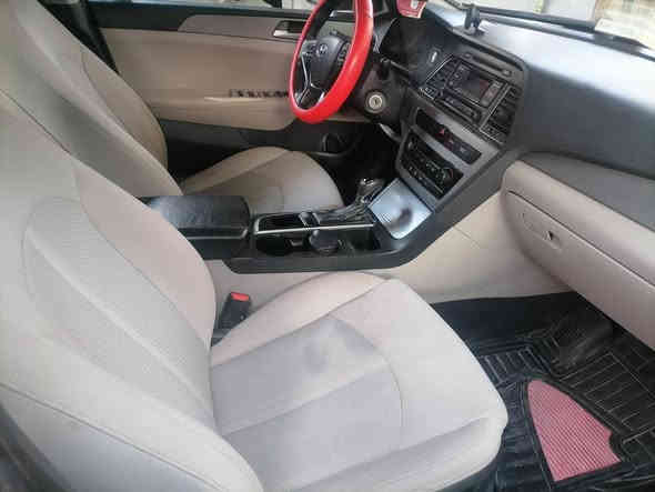 السلام عليكم 
اللهم صل على محمد وآل محمد 
سوناتا رقم بغداد الجديد هزة رقم جديد موديل 15 وارد امريكي بدون حادث كلين تايتل مكفولة من الضربة والصبغ بجم كبس جنطة كبس صار بية بلعراق  جوة قبق البانزين صبغ  تقريبا شبر وشوية اثر شخط مال تكتك وصبغتة على كدة بشرط بدون داخل ولا دكة  الباقي مكفول كفالة عامة كشر دواخل كير محرك جديد شديتة صدر جديد طستة ناعمة ايرباكات كلهن سليمات تخم تاير جديد 
مواصفات 
مانع انزلاق 
كامرة خلفية 
وضعيات قيادة سبورت ايكو نورمال تحكمات ستيرن عداد ليزري 
وباقي المواصفات معروفة عارضة 
130 ورقة 
وبية مجال حك الجية السيارة جديدة وكشرة جديد ونصبتة حلوة مكاني بغداد هذا رقمي بي واتساب*********** اقراء المنشور زين كلة البية حجيتة مابية اي نقص السيارة مال بيت وما متعوبة وجاهزة   رقم الشاصي موجود بلمنشور وعندي سونرها وبخدمتك بغداد
