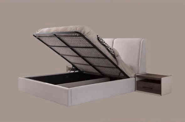 بيع غرفه جديدة اشتريتها قبل ٩ اشهر 
اخذتها ب مليونين و٧٥٠
وهسه اريد أبيعها ب مليونين و٣٠٠
شد ونقل مجاني غشب اصلي 
***********
