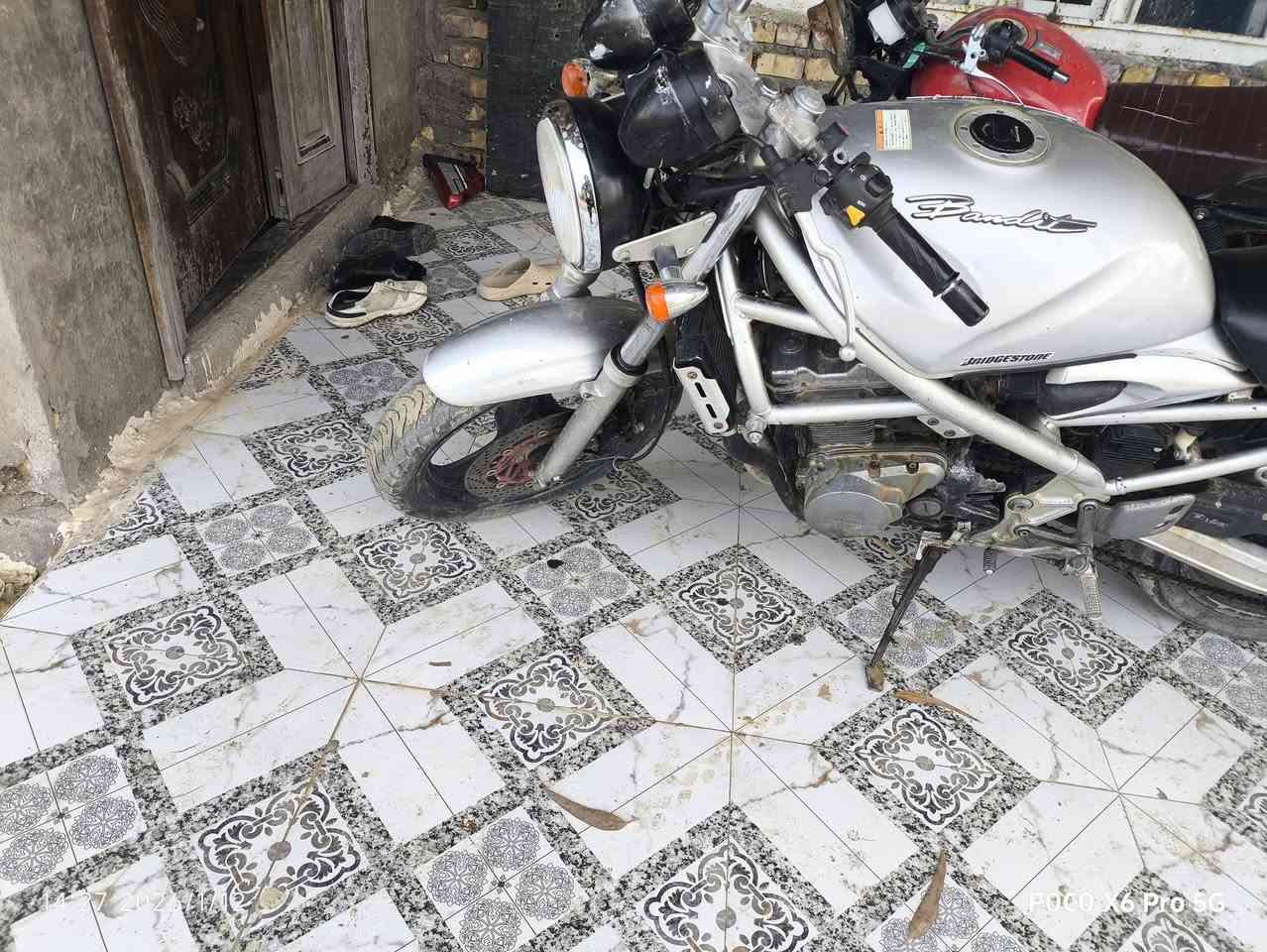 بطح باندة كرستال لبيع الانتصال *********** وتساب او خاص
