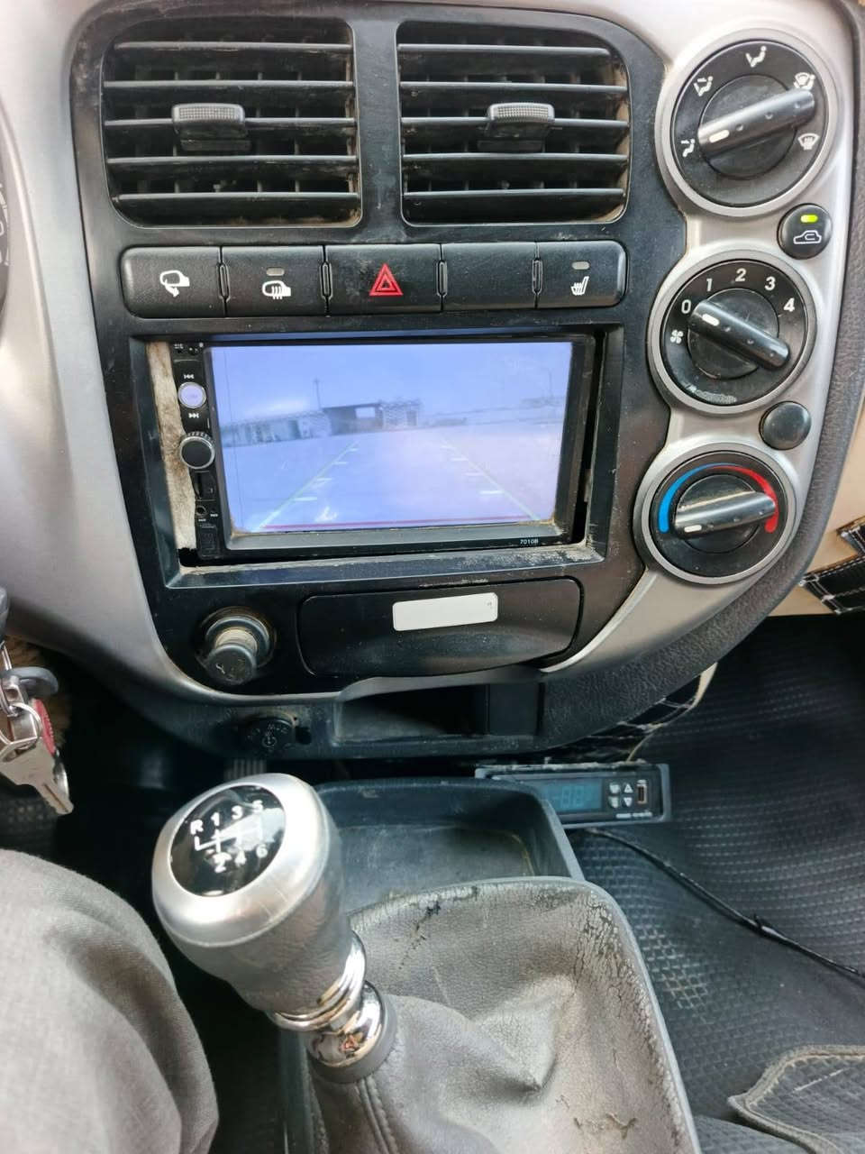 السلام عليكم كيا بنكو براد مسكر مجول براد موطه النوعيه المرغوبه موديل ٢٠١٣ مكينه جديده حاويه كله شغال مكفوله من الضربه والتبديل بيه مكانات صبغ سعرها ١٣٥ بيهه مجال مكانه بابل القاسم ***********
