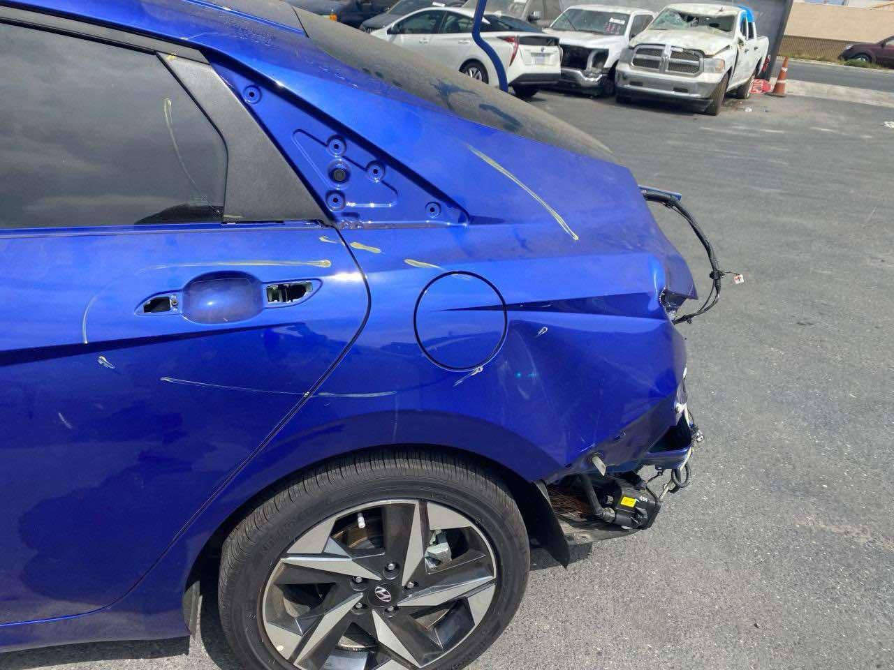 سلام عليكم
النترا ٢٣ وارد أمريكا هايبرد فول مواصفات بدون صبغ بدون أيرباك حادث جاملغ خلفي خفيف بارد فقط موضح بالصور كامله من كلشي أمانة الله ورسوله فلس واحد متصرف عليهه ماشيهه حاليا 27الف كم مكاني كاظميه أو شالجيه
السعر 170$ رجاءا أخواني كلشي أكو بالسوگ ألى يشوفهه غاليه و متعجبه يعبر المنشور ويسوي فضل 
*********** واتساب
