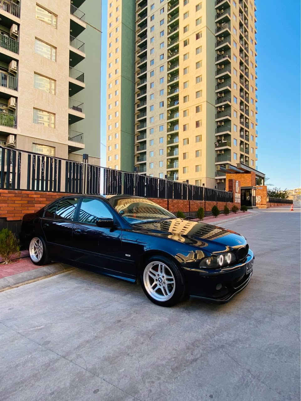 سه ره تا به ناوى خواي گه وره و مهره بان 
بيم سه قه ر 
موديل ٢٠٠٠ 
مواسه فات سلايت كوشن جل كوشن هيته ر 
مه كينه ٥٢٨ هه لمو بوخار به شه رت  
مه له فيست اسلي 
ته قه و ره قه كاره باي به شه رتي ١٠ فيته ر 
بوياخ سه قفو حيزام به شه رت 
بيوست به وه سف نا كا ماشالله 
شوين سليماني 
ژ.م *********** السليمانية, العراق
