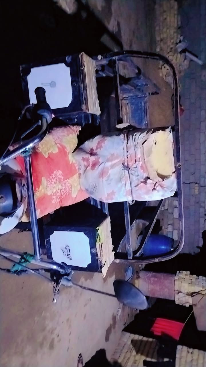 السلام عليكم شباب ستوته جهاز نظيفه موديل 19 ماكينه 22 نظيفه حلوه خوش ستوته اوراق مقفوله مكان الديوانيه الحمزه ونتصل على هذا الرقم***********
