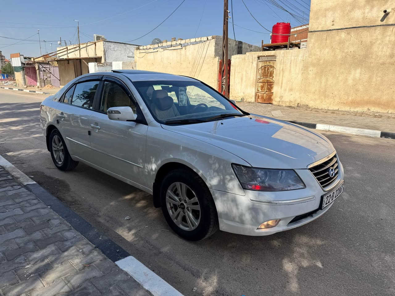 السلام عليكم 
للبيع او مراوس حسب القناعه 
هونداي سوناته 2011 خليجي
فول مواصفات ماشيه 208 الف كيلو 
بيه بنيد بدون ارباك 
وبيه الداير الخلفي صفحتين ملكوط خياس يعني معمرات 
مكينه 2000 دوش 
سنويه لل 30 بسم عربي موجود يمي 
تخم تاير گير مكينه حداده تبريد كلهن جاهزات 
سعره 105 مكاني بصره الجبيله 
*********** البصرة, العراق
