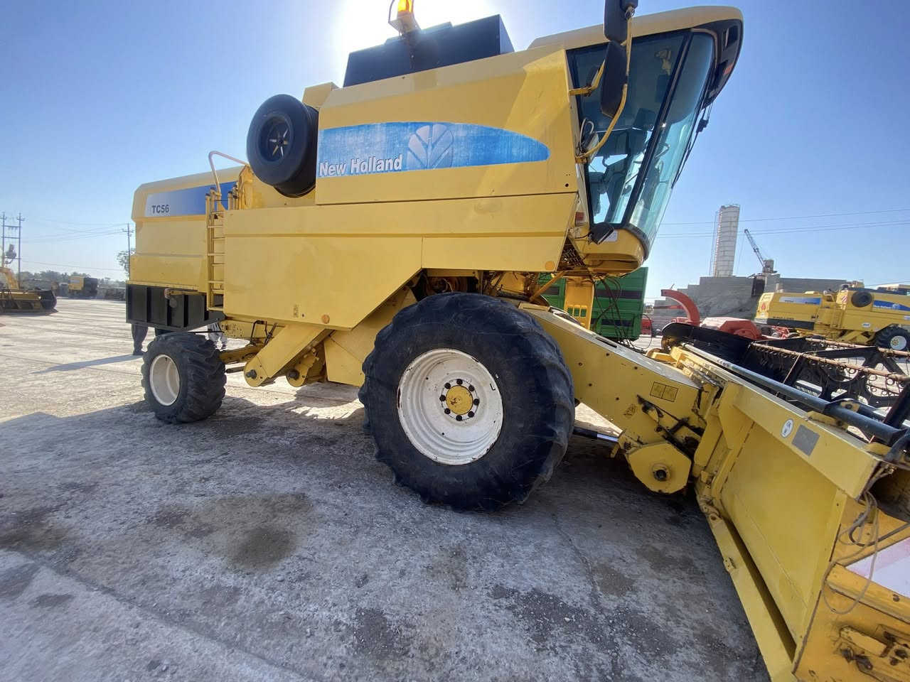 حاصودة للبيع
مواصفات :
*موديل 2005
* هايدرو 56
*رقم اربيل
*أوروبي بلجيكي اصلي
*مكفول كفالة عامة
العنوان : كركوك - قرب مطعم ميديا
رقم الهاتف :
***********
***********
