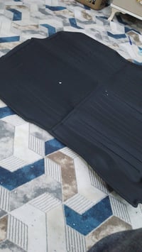 فرشة صندوك جديده اصليه سعرها 30 الف بغداد  07731096656