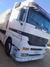 لبيع مكفول عامه مكانها بغداد تخم تاير سنويه جديدة مربوطه فلات جوانب مت...