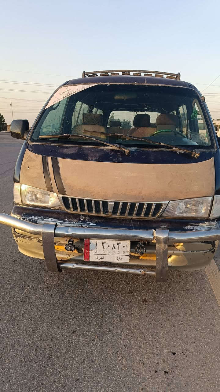 سلام عليكم كيا بريجو موديل 1997 سنويه ال 2027 مكينه 3000 مجفته جديد كير جديد تخم تاير جديد كهربائيات كلها شغاله جام كهرباء غرفتها نضيفه كلش الكاعيه مالته مصطره كله تعمير جديد بيها شاصي  واحد معمر الي بصف السايق :الستفسار : *********** السعر 40 وبيها مجال حك الجيه
